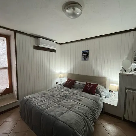 Hermitage Apartment *