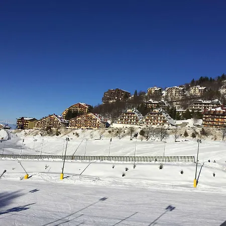 Hermitage Apartment *